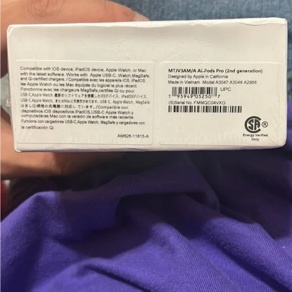 Apple AirPods 2nd generation with seal